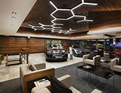 Mercedes-Benz Mengerler Etiler Showroom