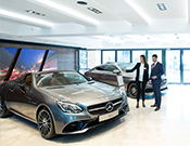 Mercedes-Benz Mengerler Etiler Showroom