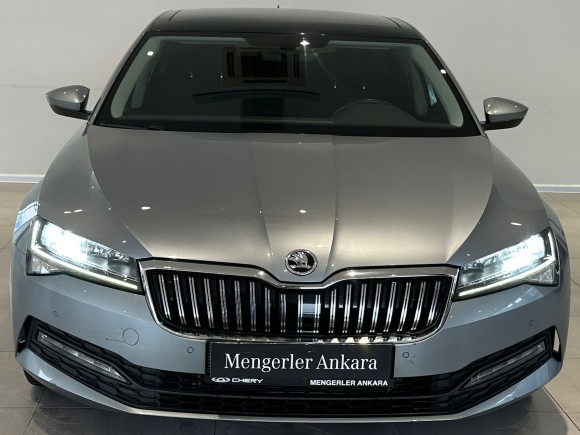 Skoda Superb 1.5 TSI PREMIUM