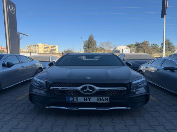 Mercedes-Benz GLB 200 AMG 4 MATIC