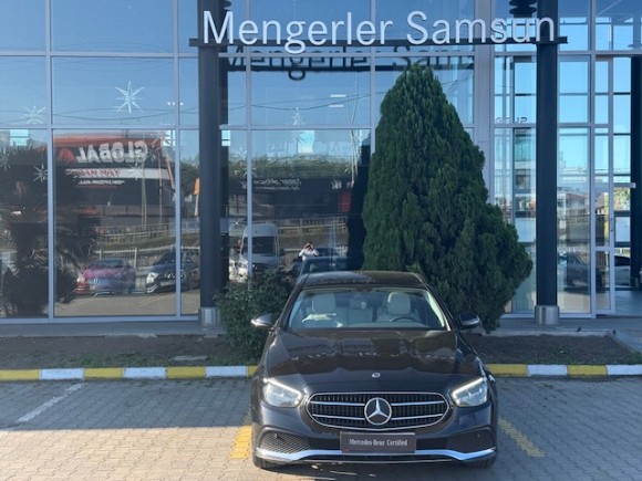 Mercedes-Benz E-Serisi Sedan 200 D AVANTGARDE
