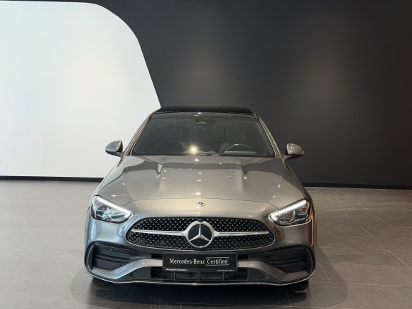Mercedes-Benz C-Serisi Sedan 200 4MATIC AMG