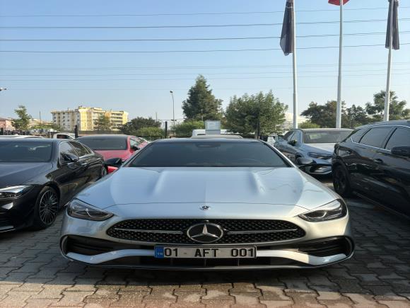 Mercedes-Benz C-Serisi Sedan 200 4MATIC AMG