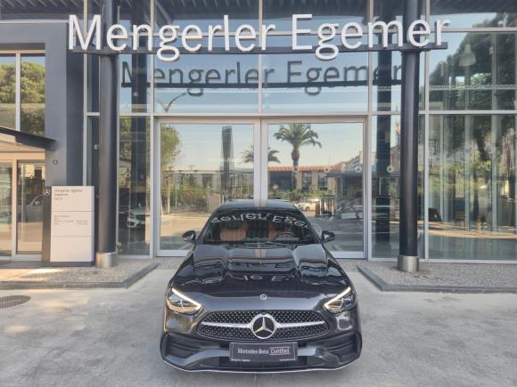 Mercedes-Benz C-Serisi Sedan 200 4 MATIC