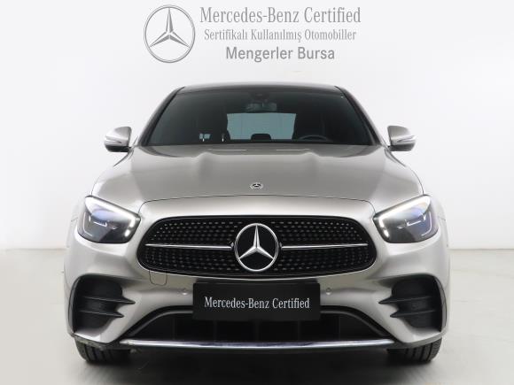 Mercedes-Benz E-Serisi Sedan 300D AMG