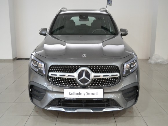 Mercedes-Benz GLB 200 AMG 4 MATIC
