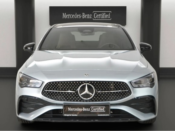 Mercedes-Benz CLA 200 FL AMG