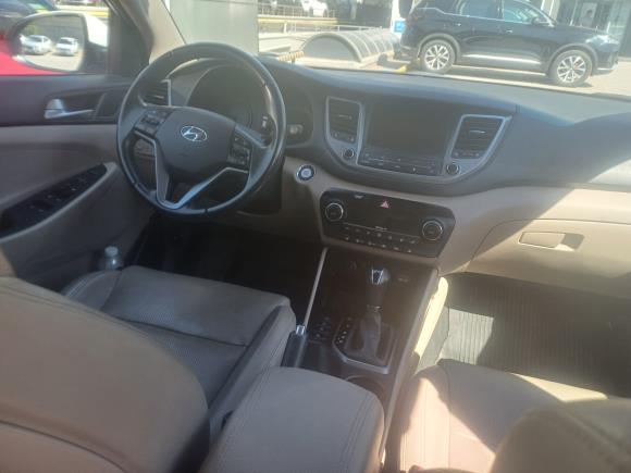 Hyundai Tucson 1.6 T-GDI 177 HP 4WD-ELIT