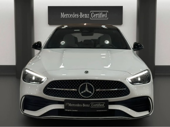 Mercedes-Benz C-Serisi Sedan 200 4MATIC AMG