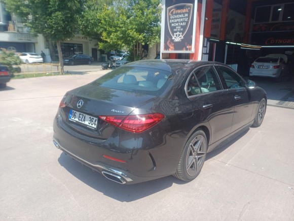 Mercedes-Benz C-Serisi Sedan 200 AMG